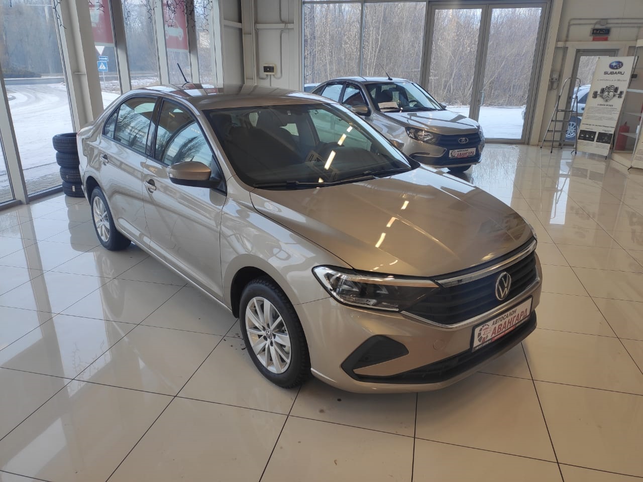 Volkswagen Polo лифтбек 1.6 л., 16-кл., (110л.с.) 5МТ., Бежевый Titanium |  Купить новый автомобиль в Донецке ДНР, в наличии и под заказ | Автосалон  Авангард