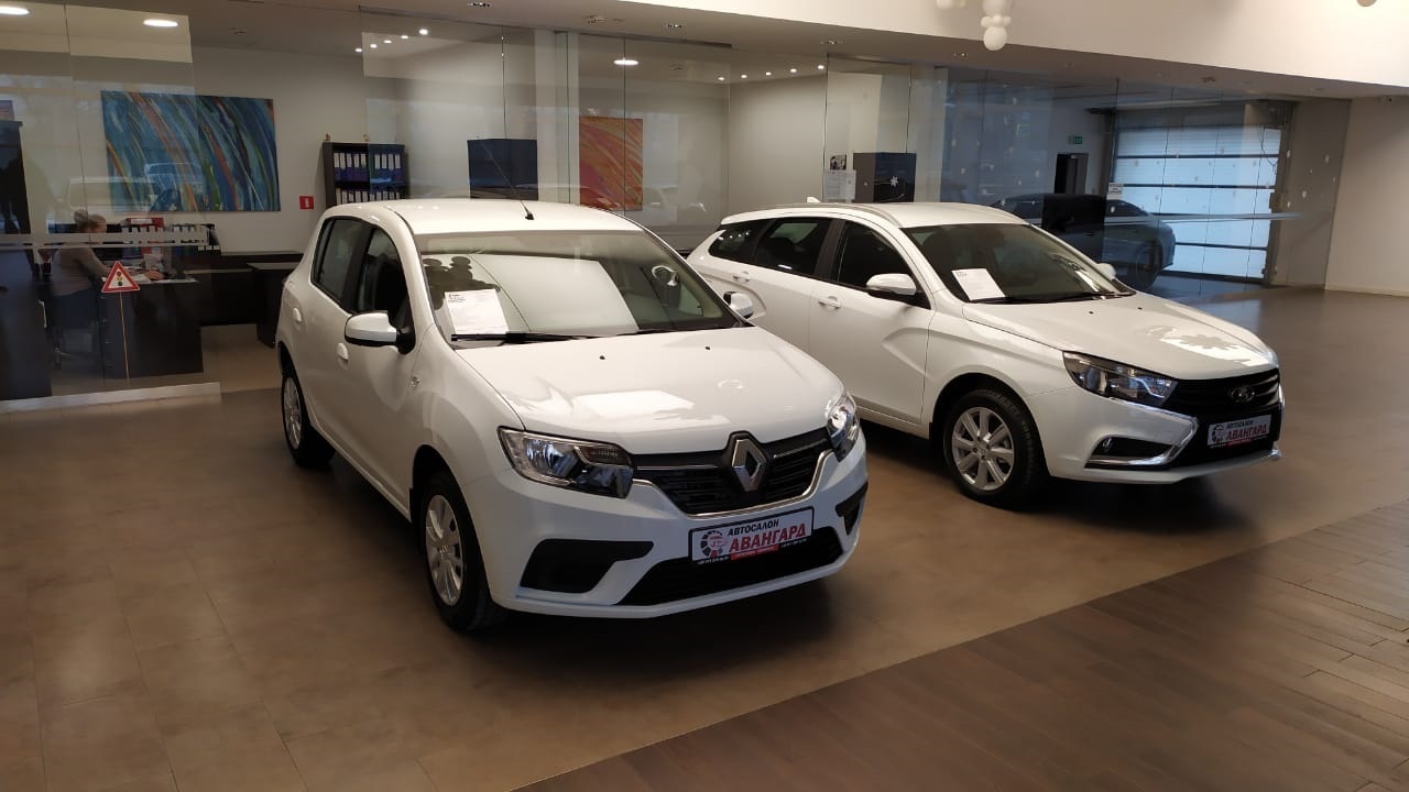 Renault Sandero 1.6 МКП5 (82 л.с) Life + Кондиционер.+ Пакет «Аудио» Белый  | Купить новый автомобиль в Донецке ДНР, в наличии и под заказ | Автосалон  Авангард