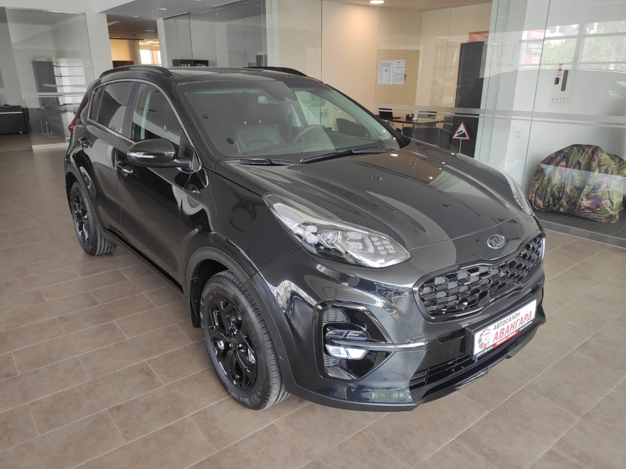 Kia Sportage 2.4 GDI., 184 л.c., бензин., Автомат 6AT., Полный 4WD.,  Premium Black Edition., 2021 | Купить новый автомобиль в Донецке ДНР, в  наличии и под заказ | Автосалон Авангард