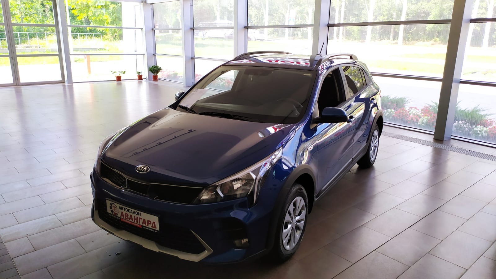 Kia Rio X Хэтчбек 1.6 л., 16-кл., (123л.с.) 6AT. Luxe. Синий «Marina Blue»  2021 | Купить новый автомобиль в Донецке ДНР, в наличии и под заказ |  Автосалон Авангард