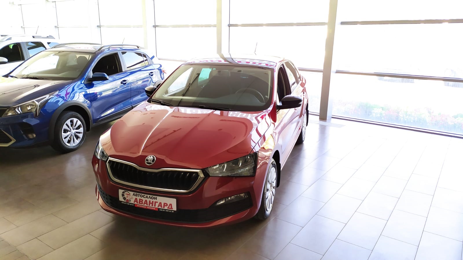 Skoda Rapid 1,6 MPI 90 л.с. 5MT-мех. Active. Красный — Черная крыша. 2021 |  Купить новый автомобиль в Донецке ДНР, в наличии и под заказ | Автосалон  Авангард