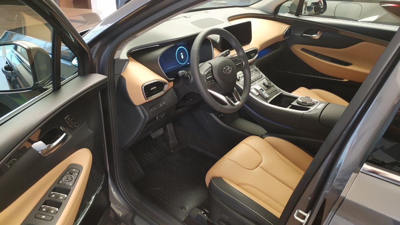 Hyundai Santa Fe 2.2 дизель (199 л.с.). 8АТ. Prestige. Тёмно-серый. 2021