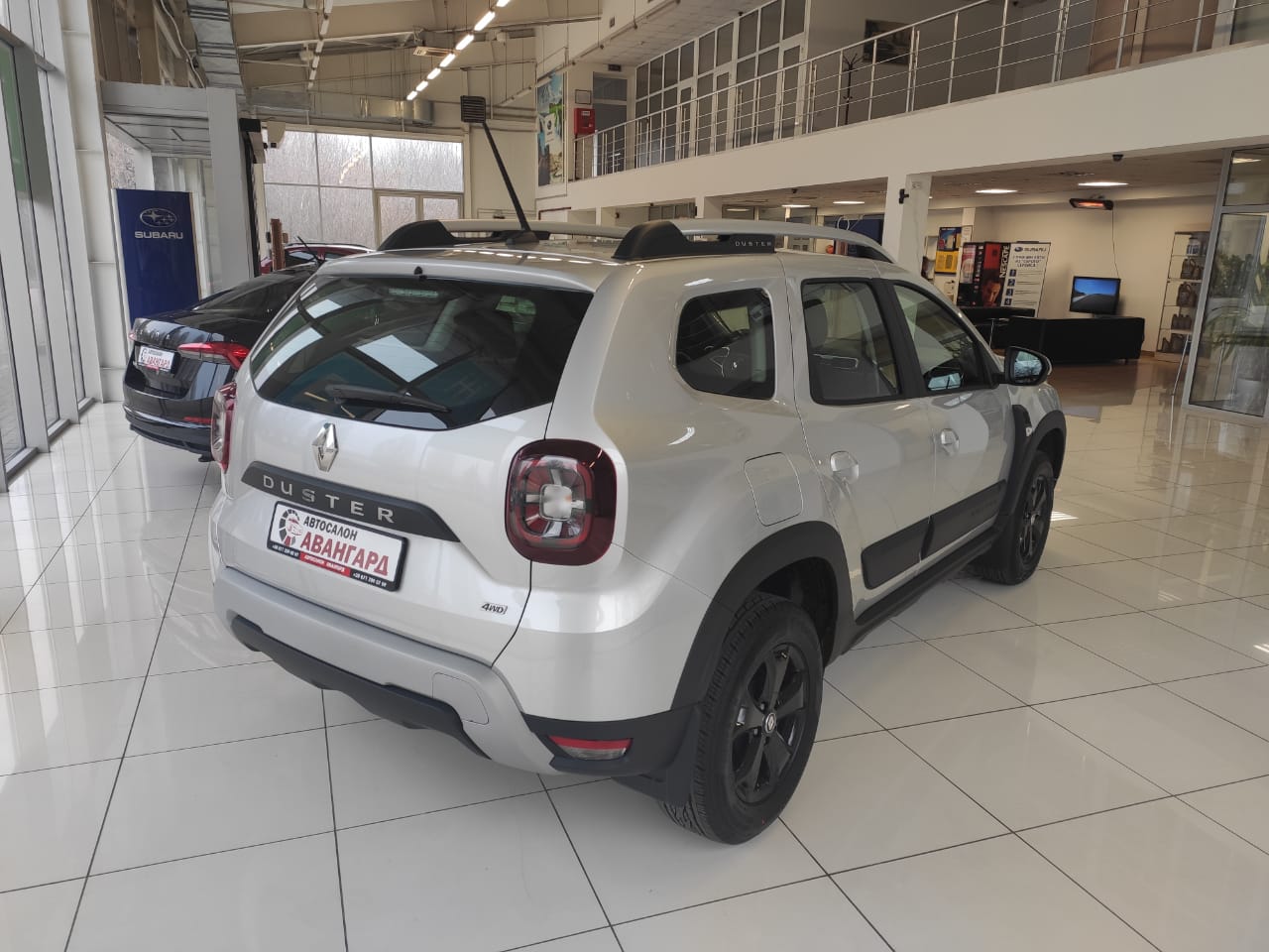 Renault Duster 1.6 л., 16-кл., (117л.с.). МКП6, 4х4. Drive. Серебро. 2021 |  Купить новый автомобиль в Донецке ДНР, в наличии и под заказ | Автосалон  Авангард