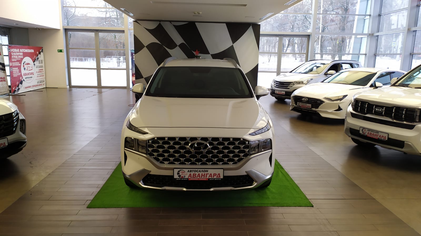 Hyundai Santa Fe 2.2 CRDi (199 л.с.) 8DCT. 4WD. Lifestyle. Белый. 2021 |  Купить новый автомобиль в Донецке ДНР, в наличии и под заказ | Автосалон  Авангард