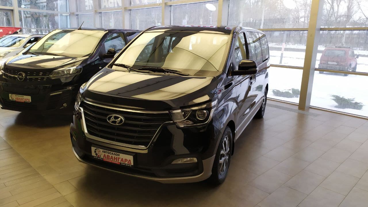 Hyundai H-1 2.5 CRDi 170 л.с. 5 АТ комплектации Business 2021 года выпуска.  | Купить новый автомобиль в Донецке ДНР, в наличии и под заказ | Автосалон  Авангард