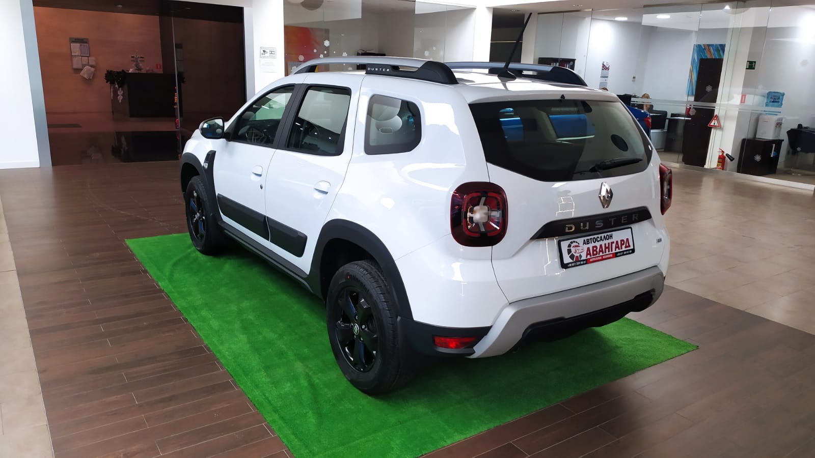 RENAULT DUSTER 1.6. 4×4. 6МТ. Drive +off-Road. Белый. 2021