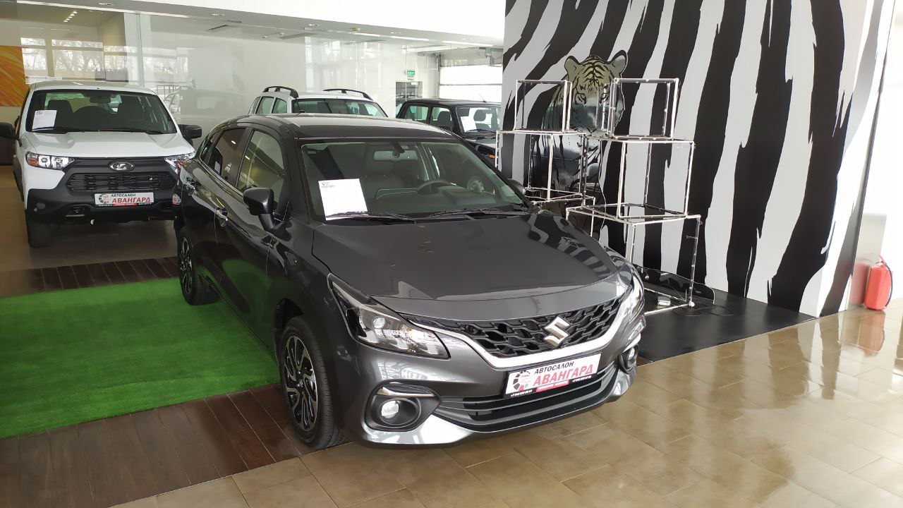 Suzuki Baleno 1.5 16-кл. (105 л.с.) 4АТ. GLX. Серый. 2022 | Купить новый  автомобиль в Донецке ДНР, в наличии и под заказ | Автосалон Авангард