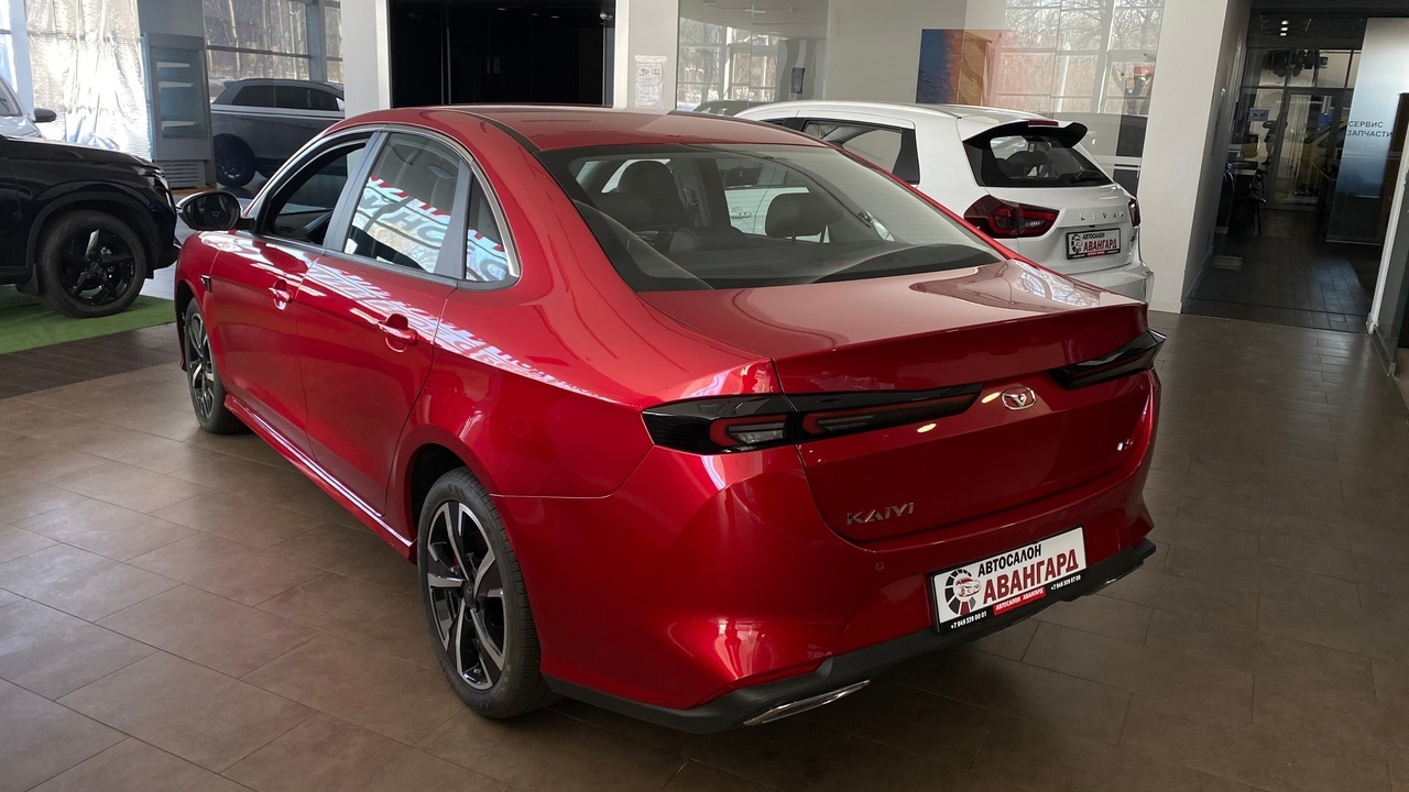 KAIYI E5 1.5 Turbo (147 л.с.) CVT9. Luxury. Красный. 2023
