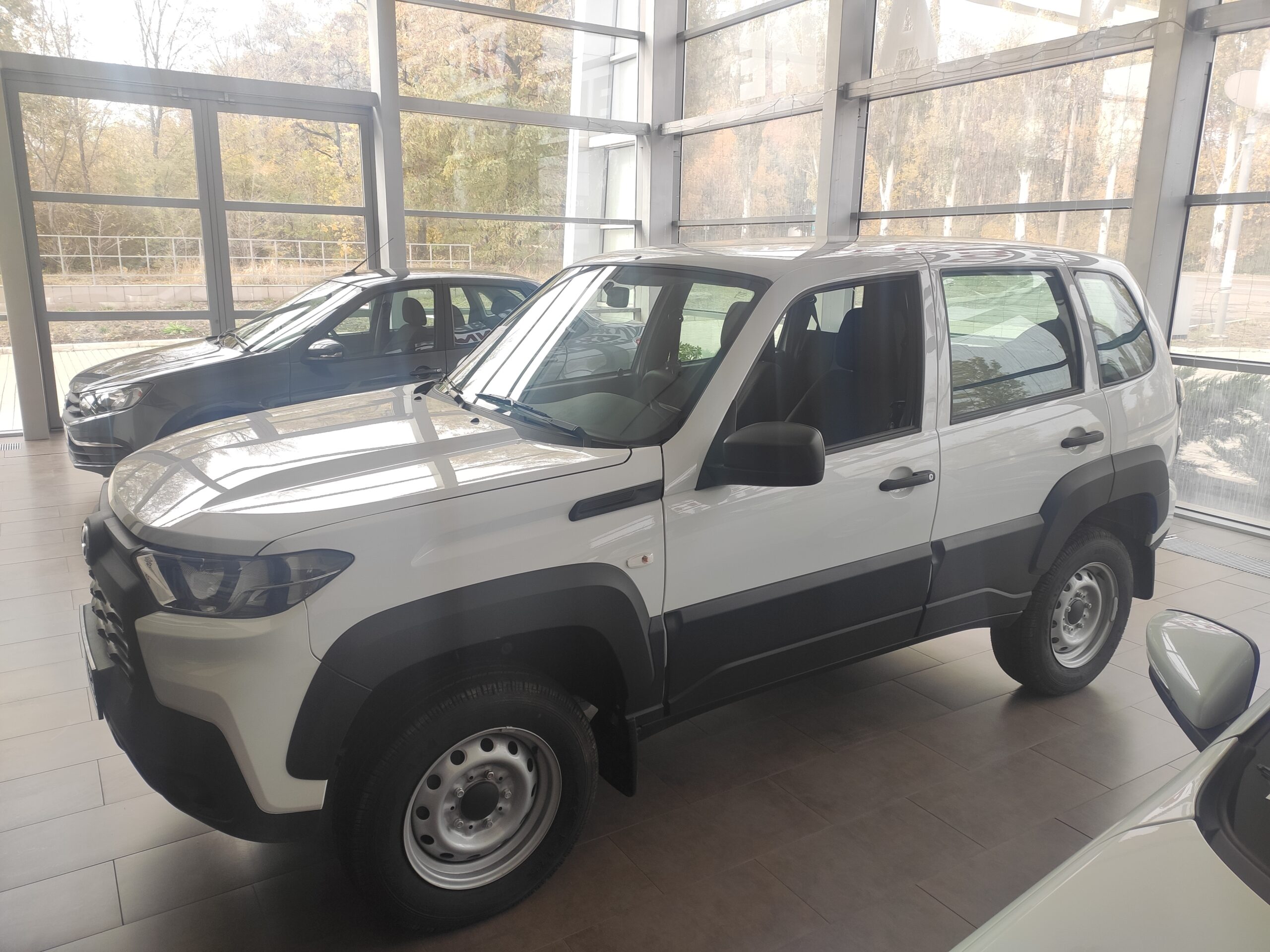 Lada Niva Travel 1.7 л (80 л.с.), 5МТ. Classic’24 Кондиционер. Белый. 2024